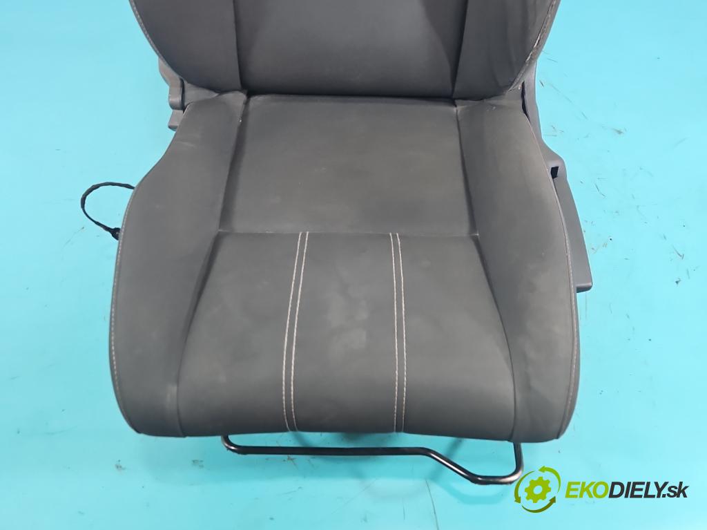 Renault Megane III 2008-2016 1.5 dci 110 HP manual 81 kW 1461 cm3 5- Sedačka ľavý  (Sedadlo)