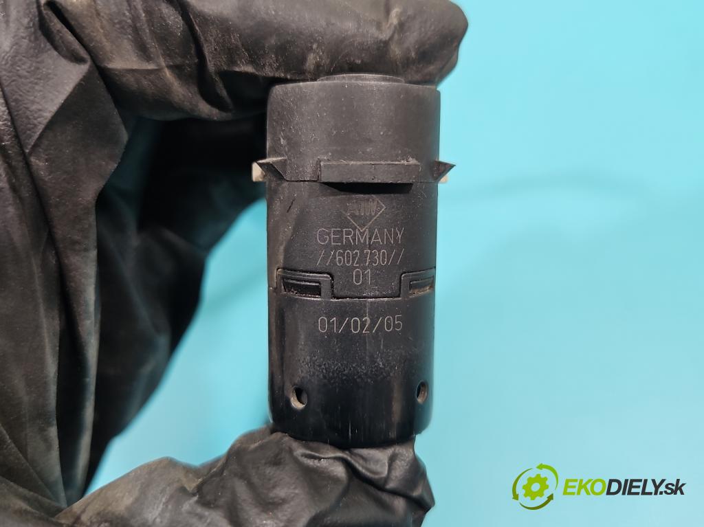 Audi A4 B7 2004-2008 2.0 tdi 140 hp manual 103 kW 1968 cm3 5- snímač parkování 8E9971085