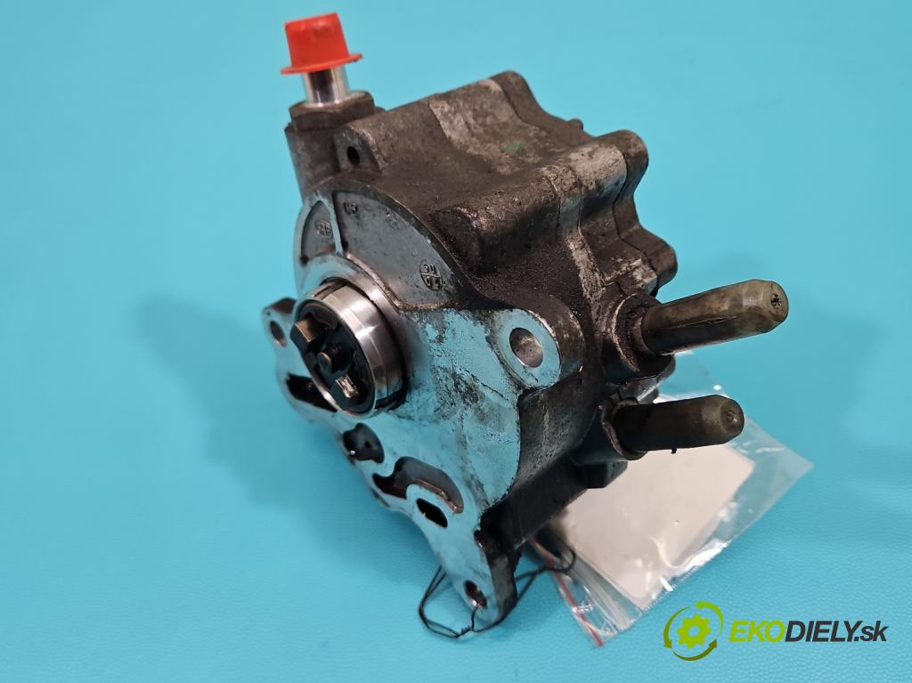 Audi A4 B7 2004-2008 2.0 tdi 140 hp manual 103 kW 1968 cm3 5- čerpadlo vákuum 03G145209