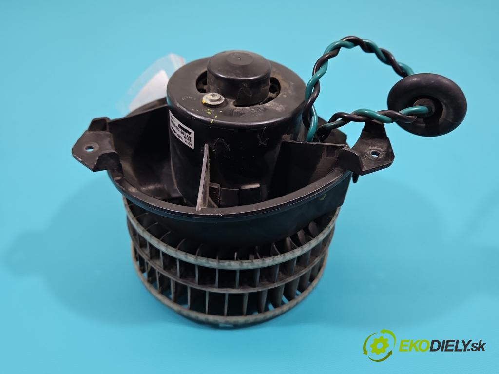 Chrysler Pacifica 3.5 V6 automatic 183 kW 3518 cm3 5- ventilátor vzduchu 701132525A