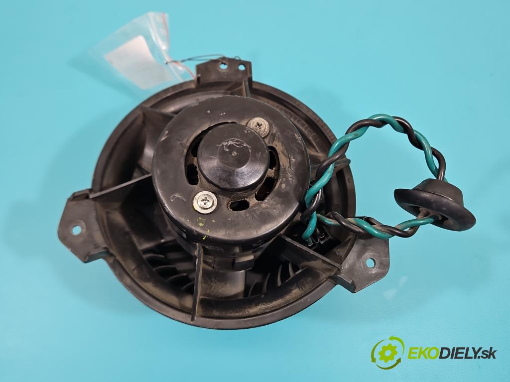 Chrysler Pacifica 3.5 V6 automatic 183 kW 3518 cm3 5- ventilátor vzduchu 701132525A