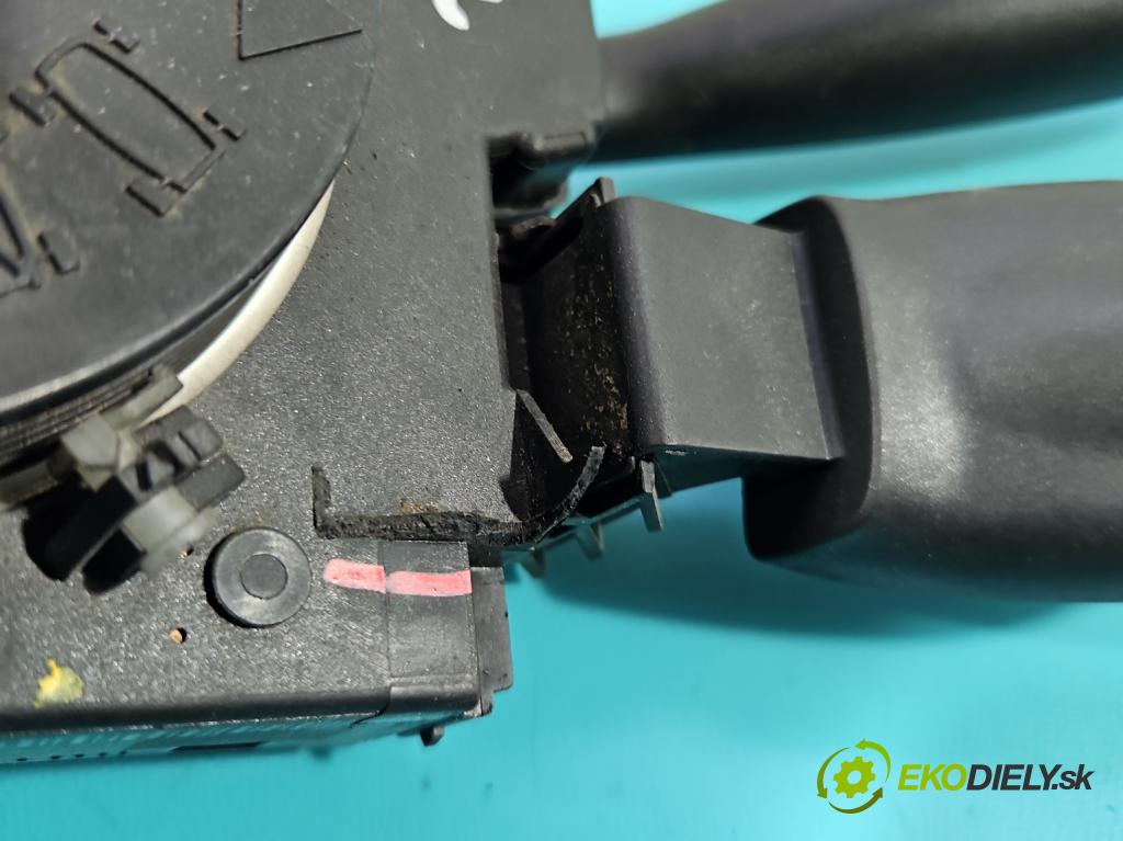 Fiat Ulysse II 2002-2010 2.0 jtd 109 HP manual 80 kW 1997 cm3 5- prepínač komplex: 96477522XT (Prepínacie páčky pod volantom)