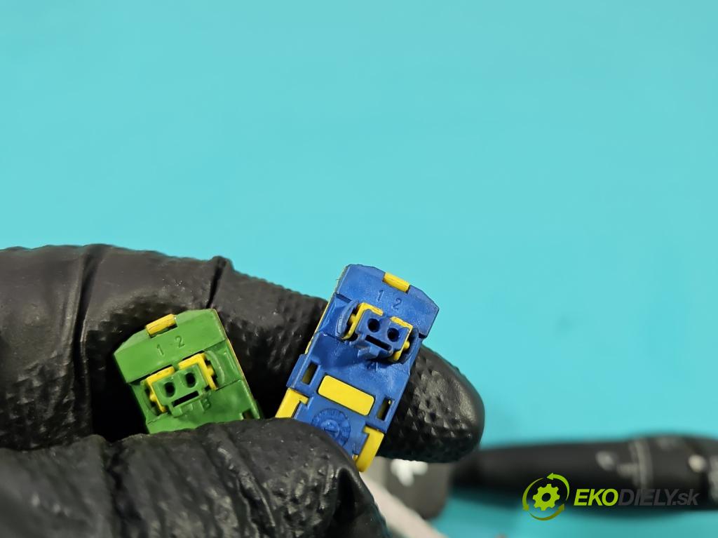 Fiat Ulysse II 2002-2010 2.0 jtd 109 HP manual 80 kW 1997 cm3 5- prepínač komplex: 96477522XT (Prepínacie páčky pod volantom)