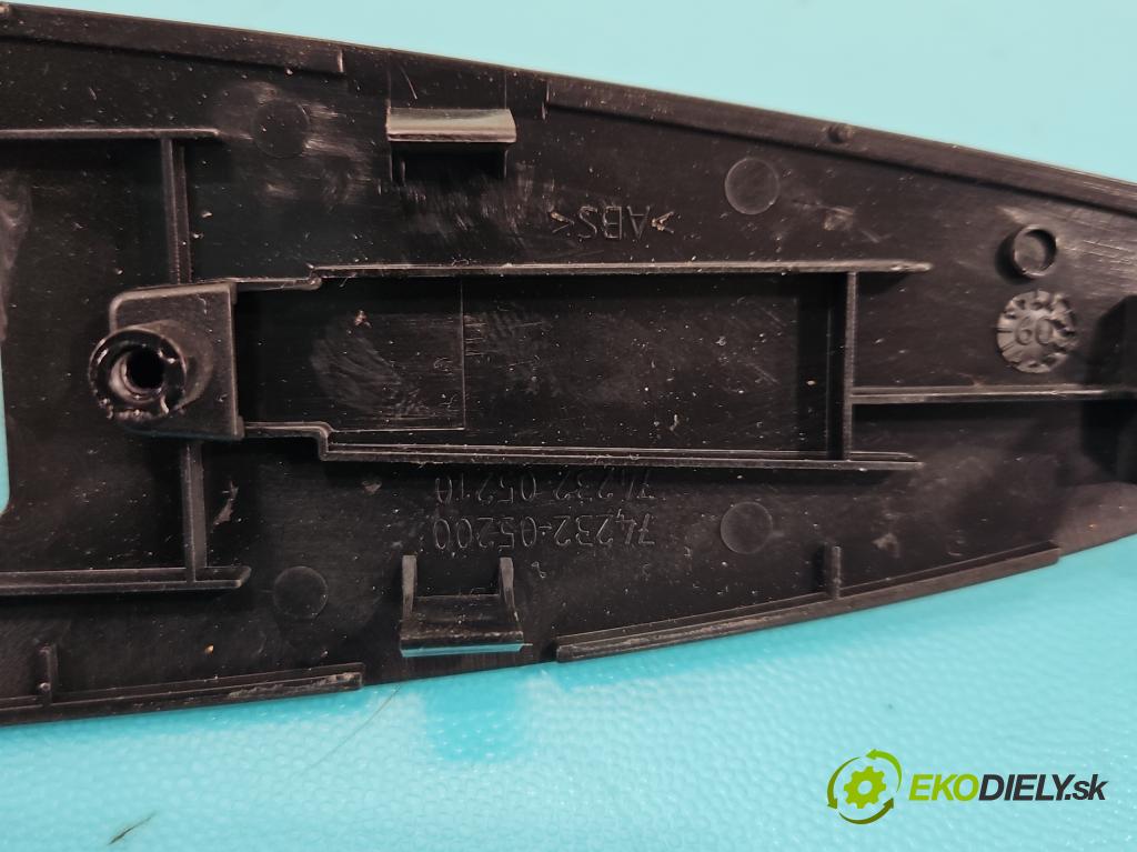 Toyota Avensis III T27 2009-2018 2.2 D-CAT 150 hp automatic 110 kW 2231 cm3 5- lišta ozdobná interiéry: 55670-05090