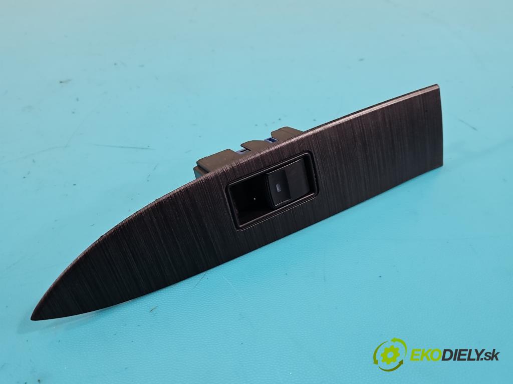 Toyota Avensis III T27 2009-2018 2.2 D-CAT 150 hp automatic 110 kW 2231 cm3 5- lišta ozdobná interiéry: 55670-05090