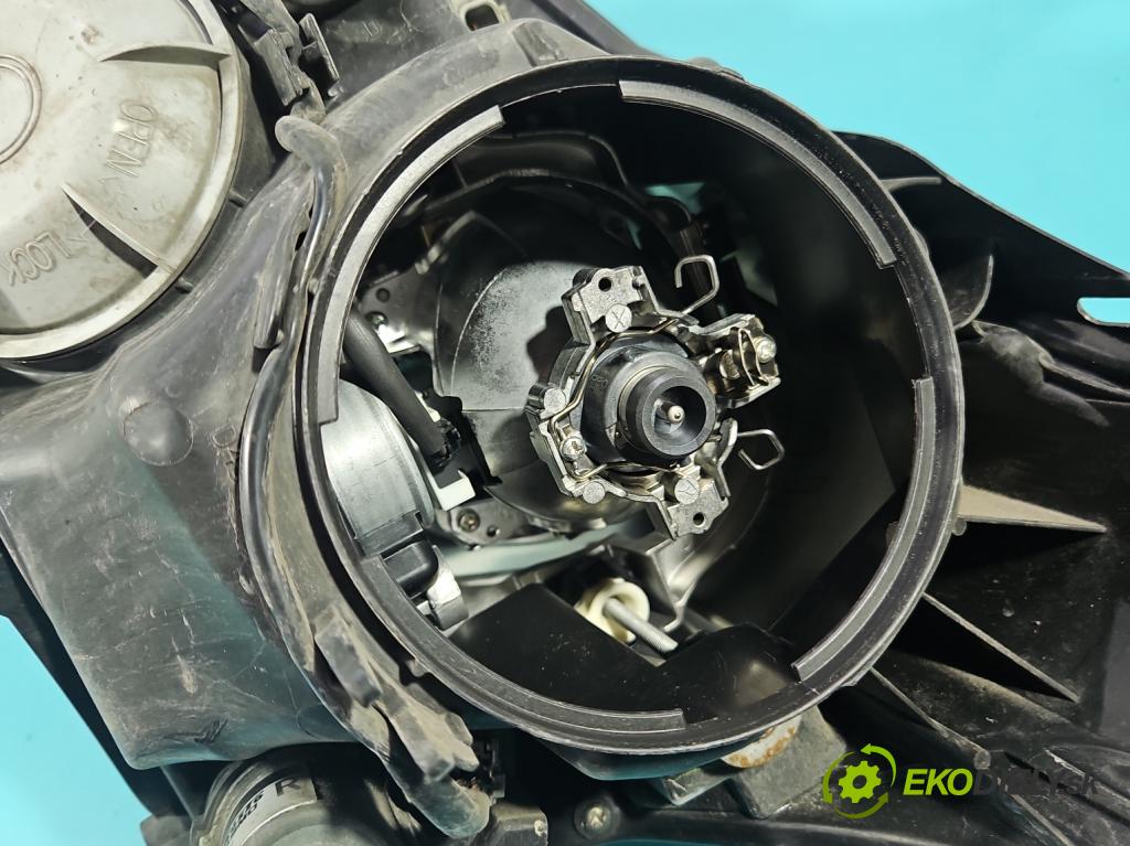 Toyota Avensis III T27 2009-2018 2.2 D-CAT 150 HP automatic 110 kW 2231 cm3 5- Reflektor: pravý H279HR-AE (Svetlo predné pravé)