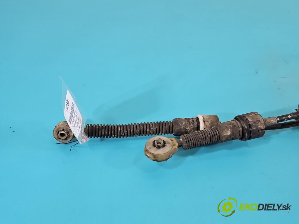 Renault Megane III 2008-2016 1.5 dci 110 HP manual 81 kW 1461 cm3 5- Páka: Změny: stupeň,rýchlosť 749046172R (Rýchlostná páka (kulisa))