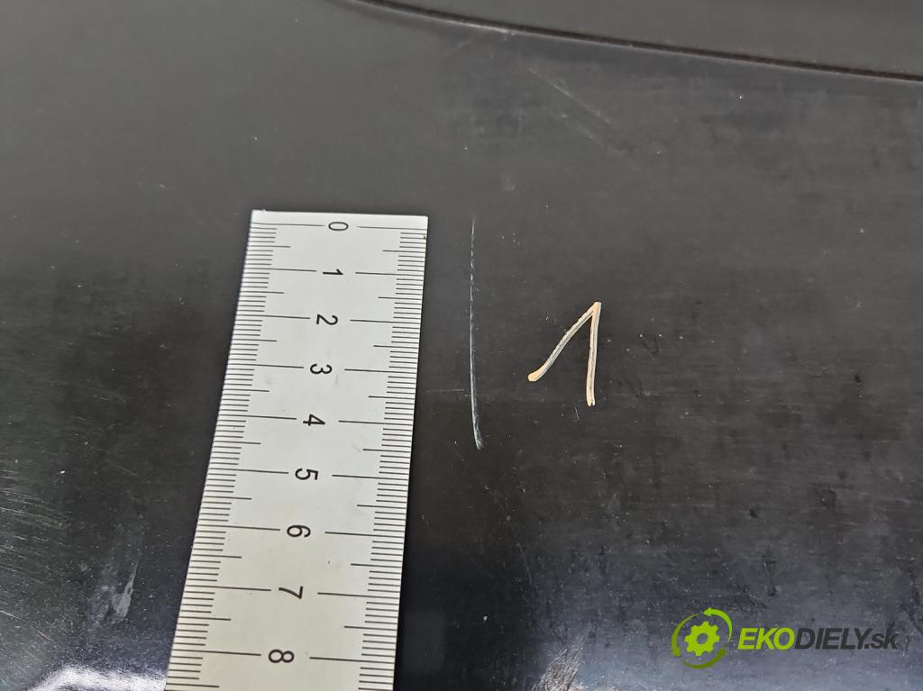 Toyota Avensis III T27 2009-2018 2.2 D-CAT 150 hp automatic 110 kW 2231 cm3 5- zadní kufrové dveře  (Zadní kapota (kufr))