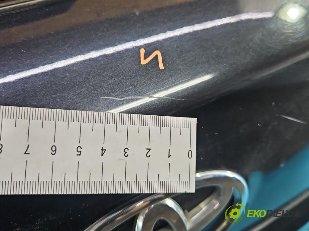 Toyota Avensis III T27 2009-2018 2.2 D-CAT 150 hp automatic 110 kW 2231 cm3 5- zadní kufrové dveře  (Zadní kapota (kufr))