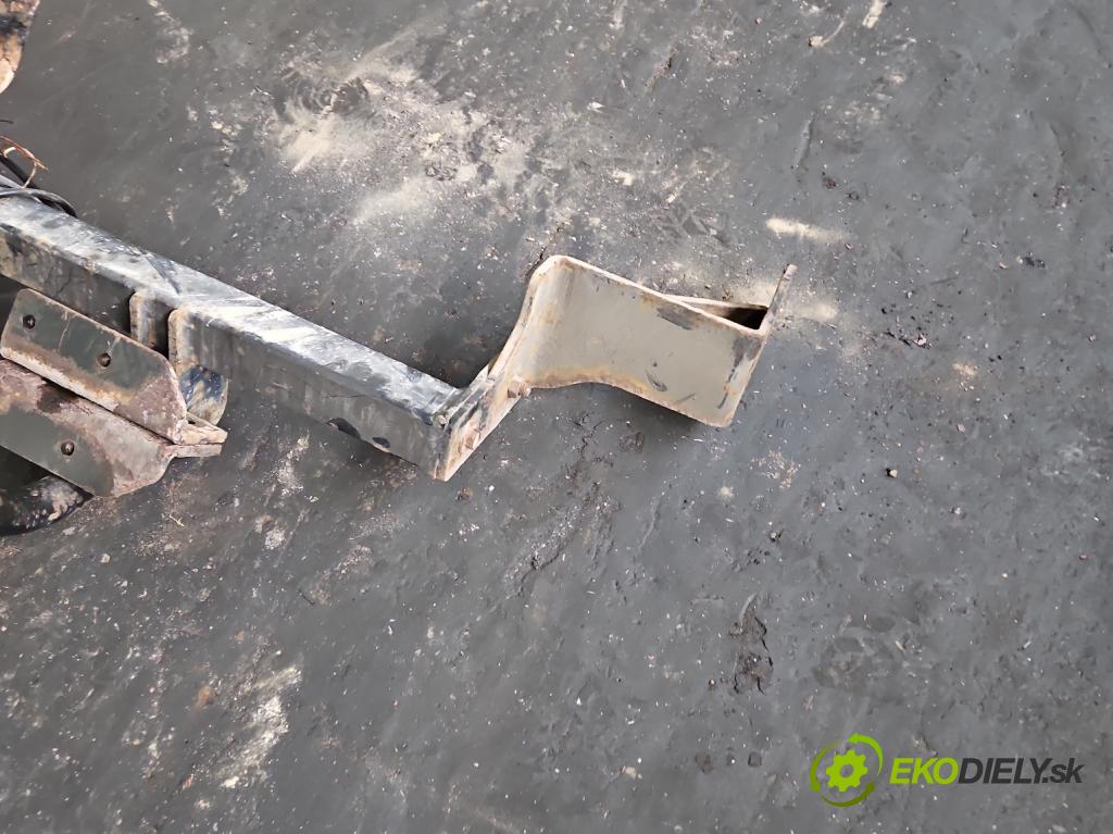 Chrysler Pacifica 3.5 V6 automatic 183 kW 3518 cm3 5- oko tažné  (Tažné zařízení)