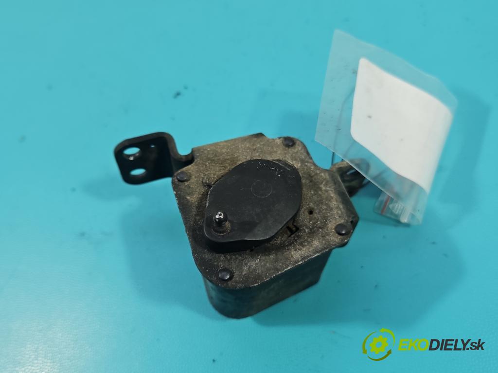 Chrysler Pacifica 3.5 V6 automatic 183 kW 3518 cm3 5- Ovladač: klapky: kolektor 04591825AC (Motorček ostatné)