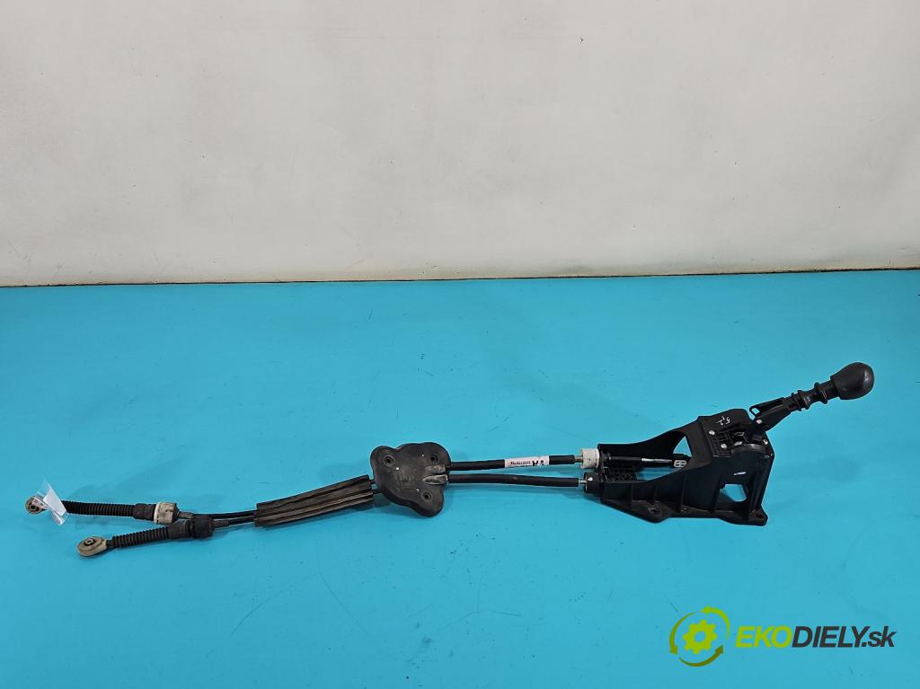 Renault Scenic III 2009-2016 1.5 dci 106 HP manual 78 kW 1461 cm3 5- Páka: Změny: stupeň,rýchlosť 8201021402 (Rýchlostná páka (kulisa))