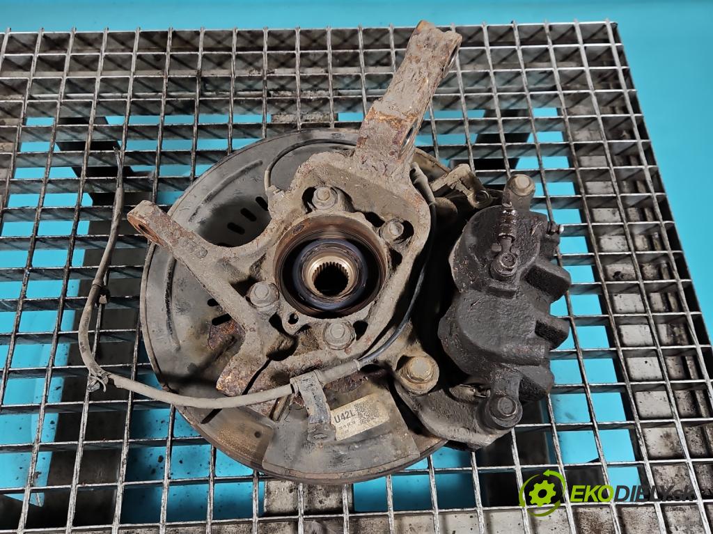 Kia Sorento III 2014-2020 2.0 crdi 185 hp automatic 136 kW 1999 cm3 5- náboj levé  (Náboj kola)