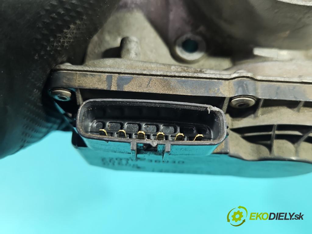 Lexus IS III 2014-2025 2.5 vvti 181KM automatic 133 kW 2494 cm3 4- klapka 22030-36030 (Škrtiaca klapka)