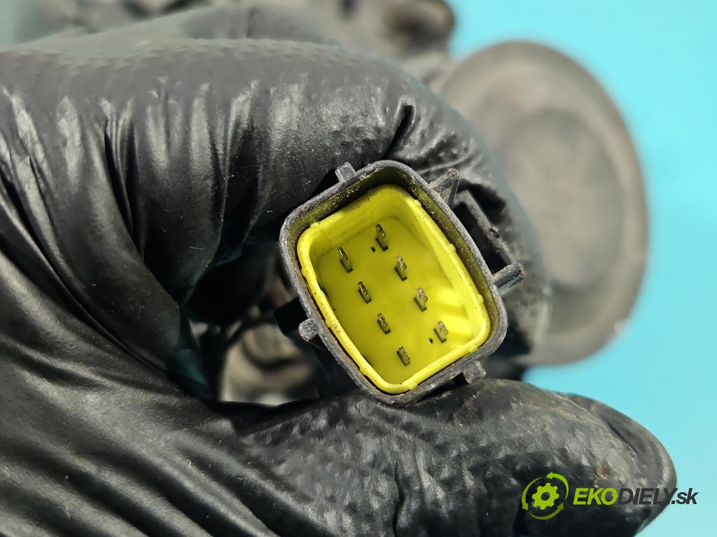 Chrysler Pacifica 3.5 V6 automatic 183 kW 3518 cm3 5- Reflektor: pravý  (Svetlo predné pravé)