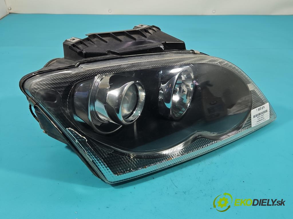 Chrysler Pacifica 3.5 V6 automatic 183 kW 3518 cm3 5- Reflektor: pravý  (Svetlo predné pravé)