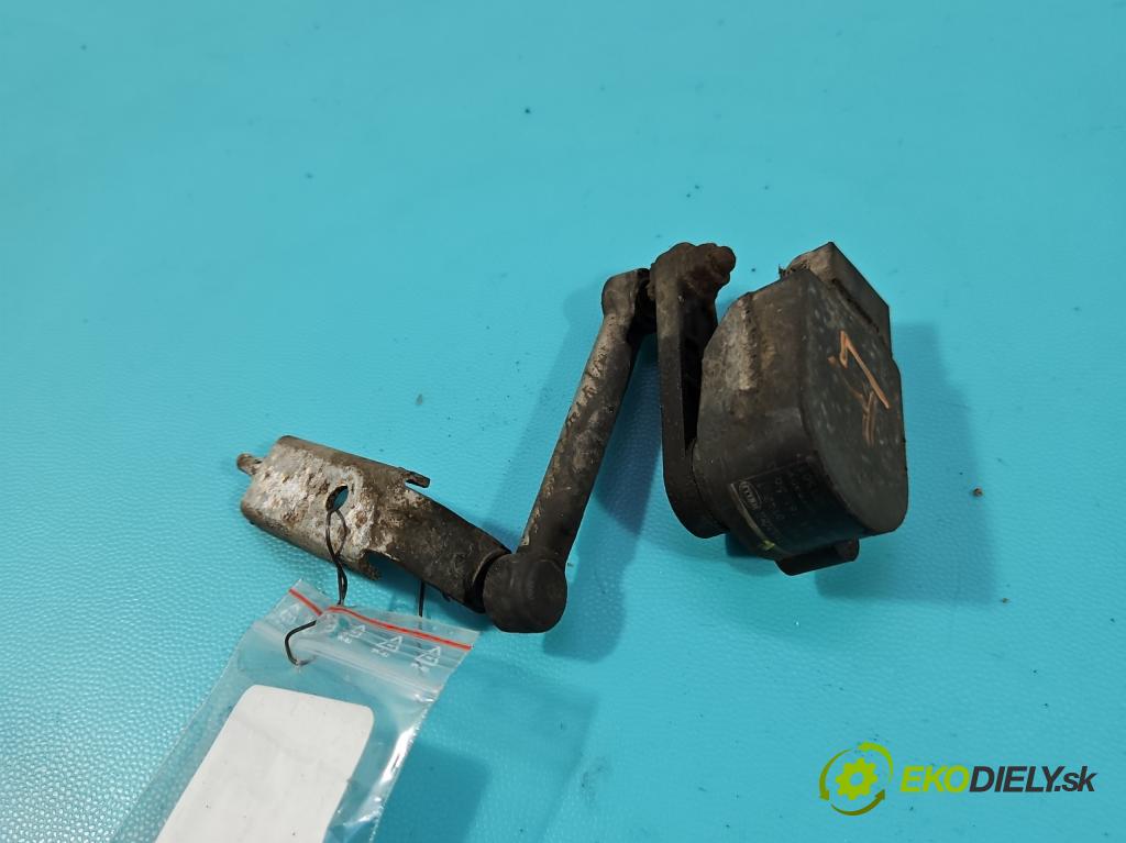 Jeep Grand Cherokee WK2 IV 2010-2021 3.0 CRD 241KM automatic 177 kW 2987 cm3 5- snímač nastavenia xenon 68164814AA (Snímač)