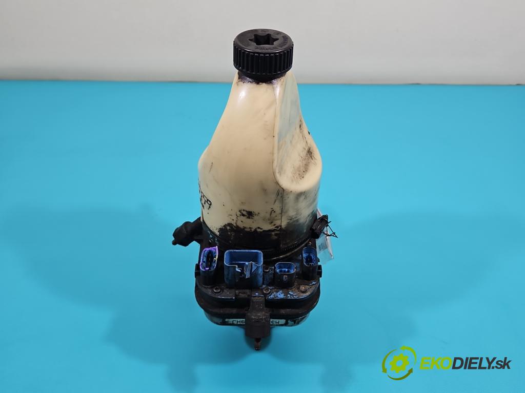 Fiat Croma II 2005-2010 1.9 jtd 120 hp manual 88 kW 1910 cm3 5- čerpadlo posilovač  (Servočerpadlo)