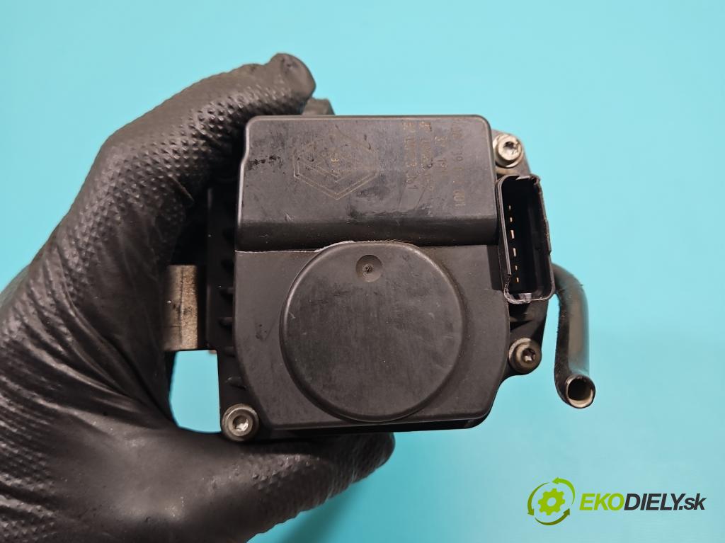 Renault Laguna II 2001-2007 1.8 16V 121KM manual 89 kW 1783 cm3 5- klapka 8200063652 (Škrtiaca klapka)