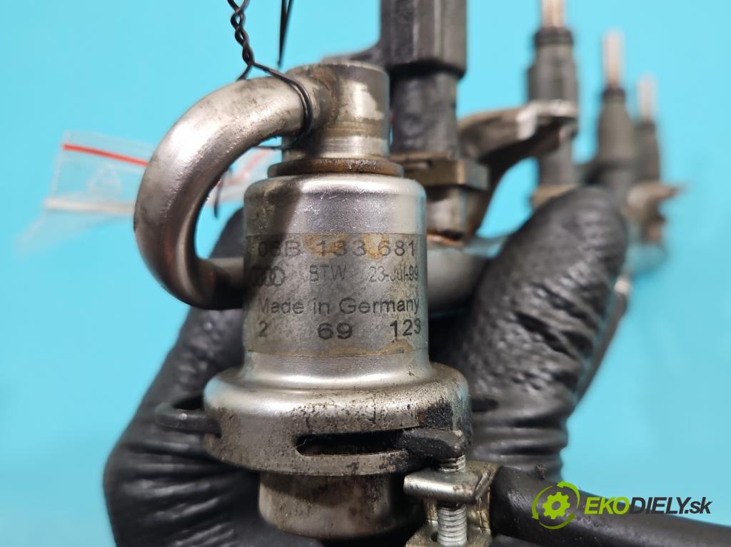 Audi A6 C5 1997-2004 1.8 T 150 HP manual 110 kW 1781 cm3 5- vstrek 0280155825 (Vstrekovač paliva)