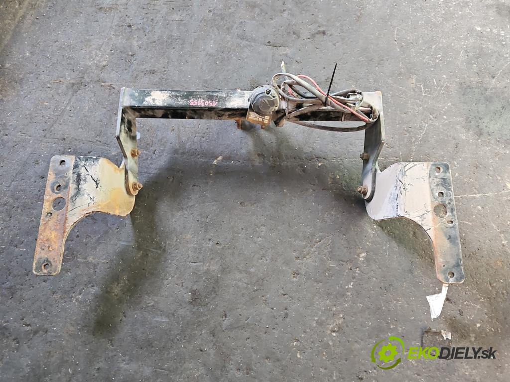 Toyota Avensis III T27 2009-2018 2.2 D-CAT 150 hp automatic 110 kW 2231 cm3 5- oko tažné  (Tažné zařízení)