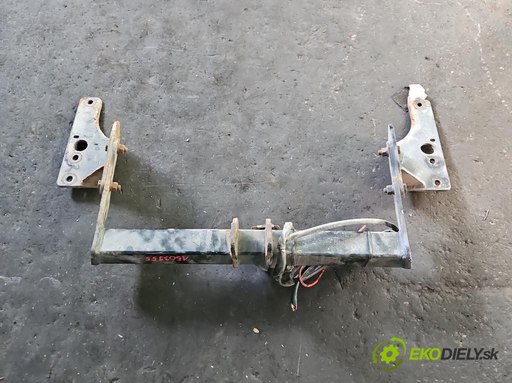 Toyota Avensis III T27 2009-2018 2.2 D-CAT 150 hp automatic 110 kW 2231 cm3 5- oko tažné  (Tažné zařízení)