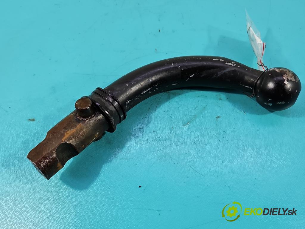 Toyota Avensis III T27 2009-2018 2.2 D-CAT 150 hp automatic 110 kW 2231 cm3 5- oko tažné  (Tažné zařízení)