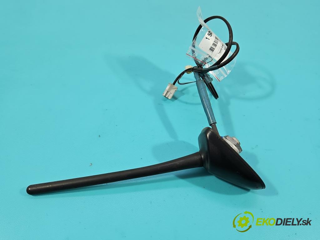 Toyota Avensis III T27 2009-2018 2.2 D-CAT 150 hp automatic 110 kW 2231 cm3 5- Antena 07289C