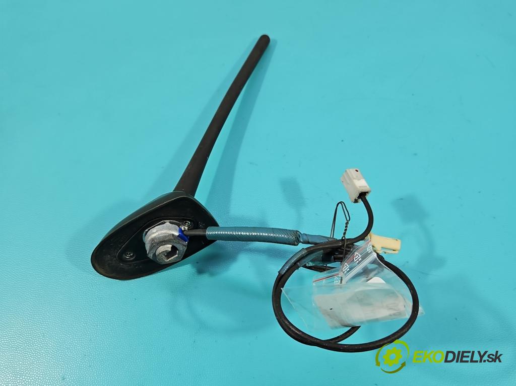 Toyota Avensis III T27 2009-2018 2.2 D-CAT 150 hp automatic 110 kW 2231 cm3 5- Antena 07289C