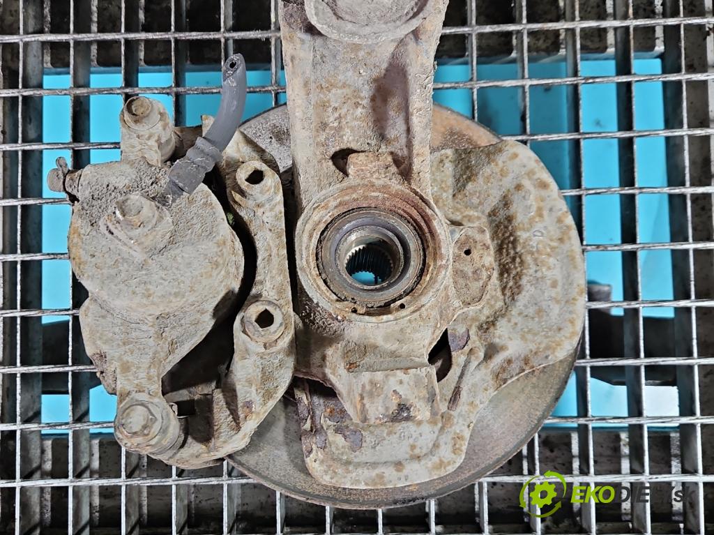 Daewoo Lanos 1.5 16V 100 hp manual 73,2 kW 1498 cm3 4- náboj pravé  (Náboj kola)