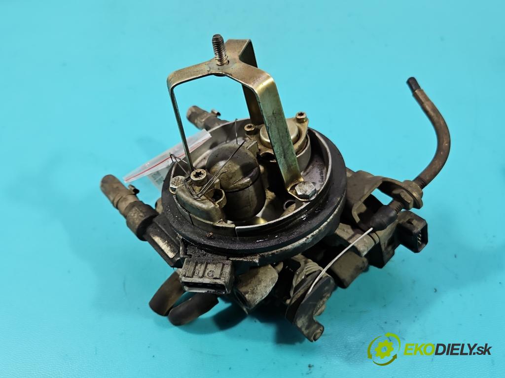 Fiat Uno 1.0 46KM manual 34 kW 999 cm3 5- vstrekovač  (Karburátor)