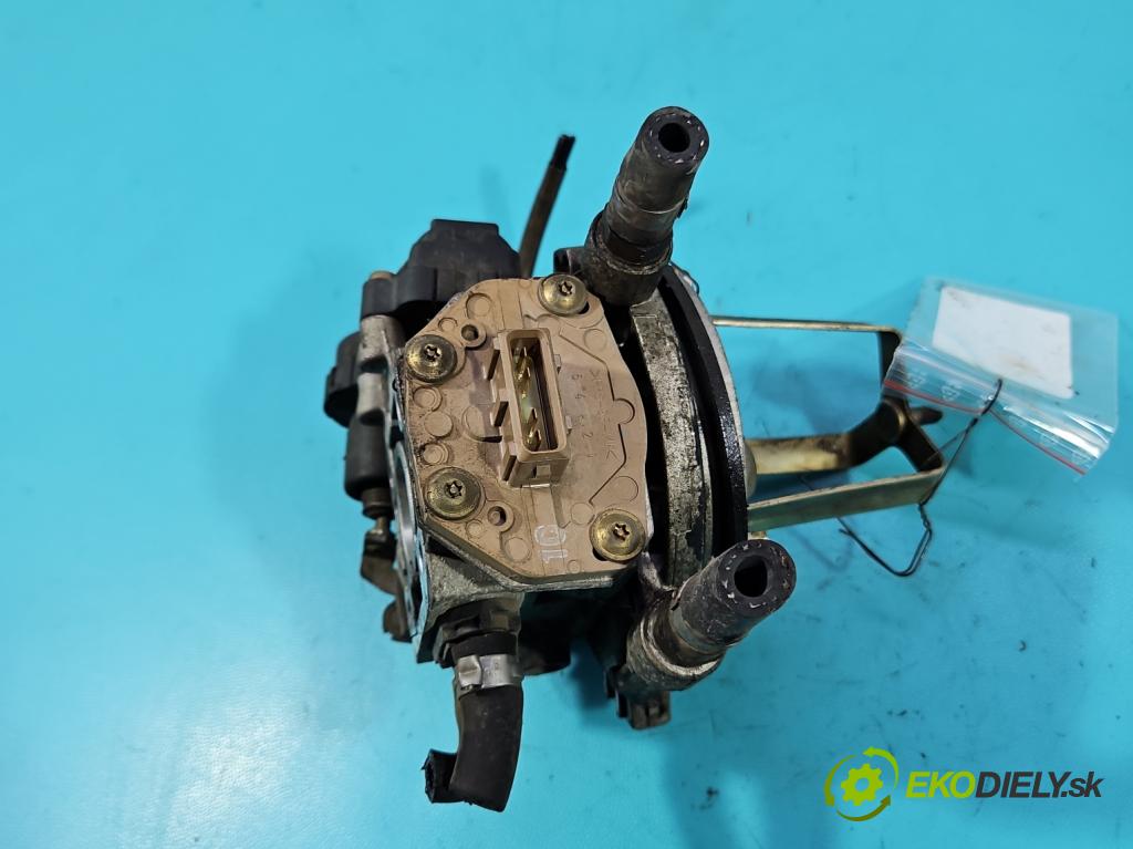 Fiat Uno 1.0 46KM manual 34 kW 999 cm3 5- vstrekovač  (Karburátor)