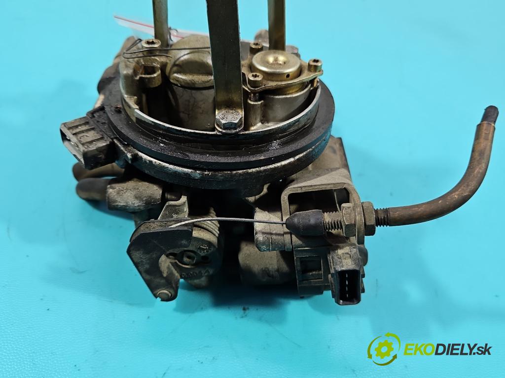 Fiat Uno 1.0 46KM manual 34 kW 999 cm3 5- vstrekovač  (Karburátor)