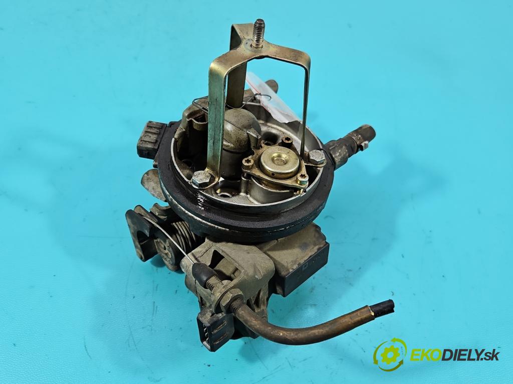 Fiat Uno 1.0 46KM manual 34 kW 999 cm3 5- vstrekovač  (Karburátor)