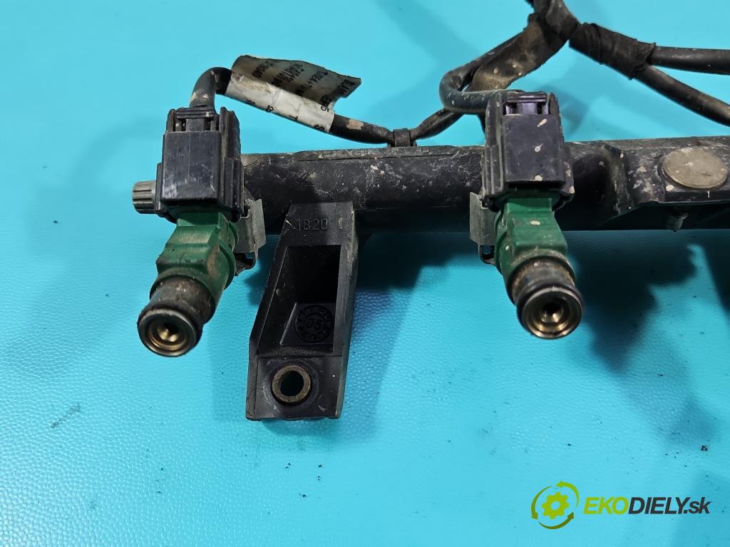 Citroen C3 I 2002-2009 1.4 8V 73 HP manual 54 kW 1360 cm3 5- vstrek 01F023 (Vstrekovač paliva)