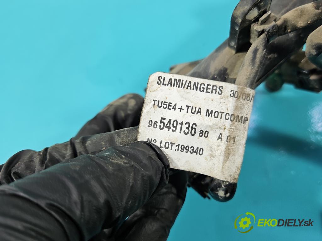 Citroen C3 I 2002-2009 1.4 8V 73 HP manual 54 kW 1360 cm3 5- vstrek 01F023 (Vstrekovač paliva)