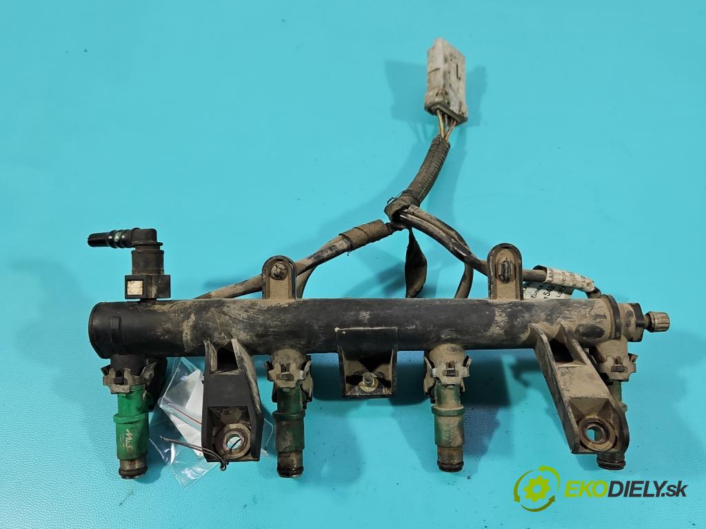 Citroen C3 I 2002-2009 1.4 8V 73 HP manual 54 kW 1360 cm3 5- vstrek 01F023 (Vstrekovač paliva)