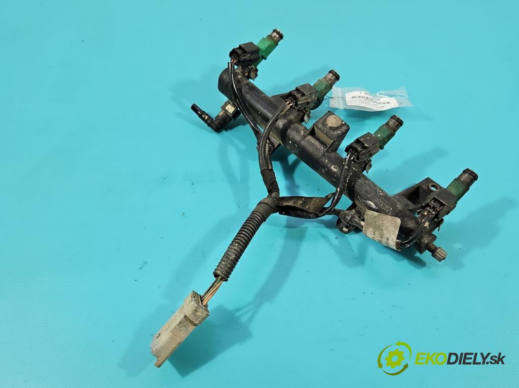 Citroen C3 I 2002-2009 1.4 8V 73 HP manual 54 kW 1360 cm3 5- vstrek 01F023 (Vstrekovač paliva)