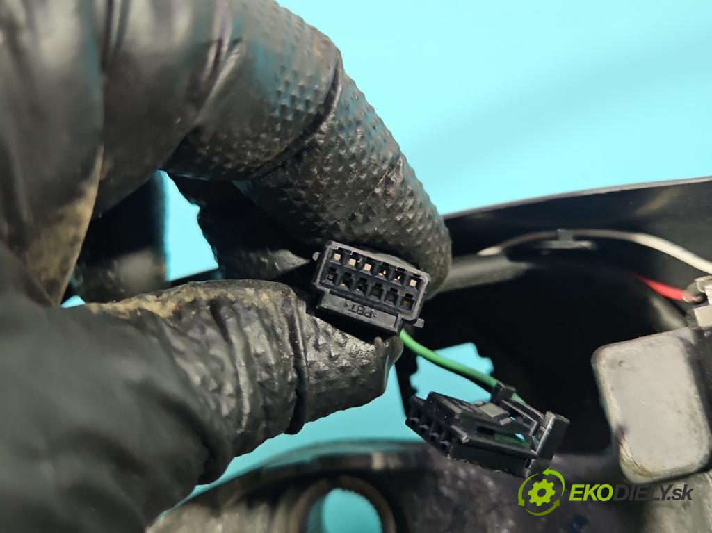 Renault Scenic III 2009-2016 1.5 dci 106 HP manual 78 kW 1461 cm3 5- volant  (Volant)