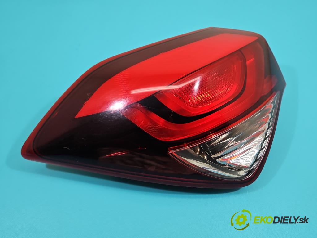 Hyundai i20 II 2014 -2020 1.2 16V 84KM manual 61,8 kW 1248 cm3 5- světlo zadní levé 92401C8000 (Klika dveří ostatní)