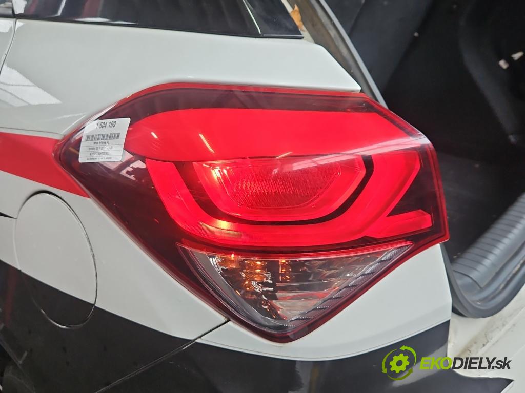 Hyundai i20 II 2014 -2020 1.2 16V 84KM manual 61,8 kW 1248 cm3 5- světlo zadní levé 92401C8000 (Klika dveří ostatní)
