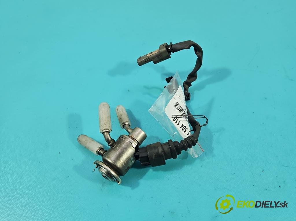 Opel Astra V  2015- 1.5 cdti 122 HP manual 90 kW 1496 cm3 5- vstrek 55485257 (Vstrekovač paliva)