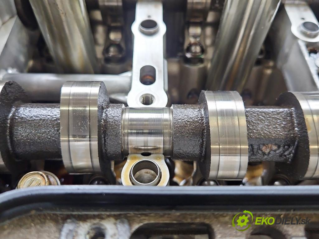 Lexus IS III 2014-2025 2.5 vvti 181KM automatic 133 kW 2494 cm3 4- motor benzín: 2AR