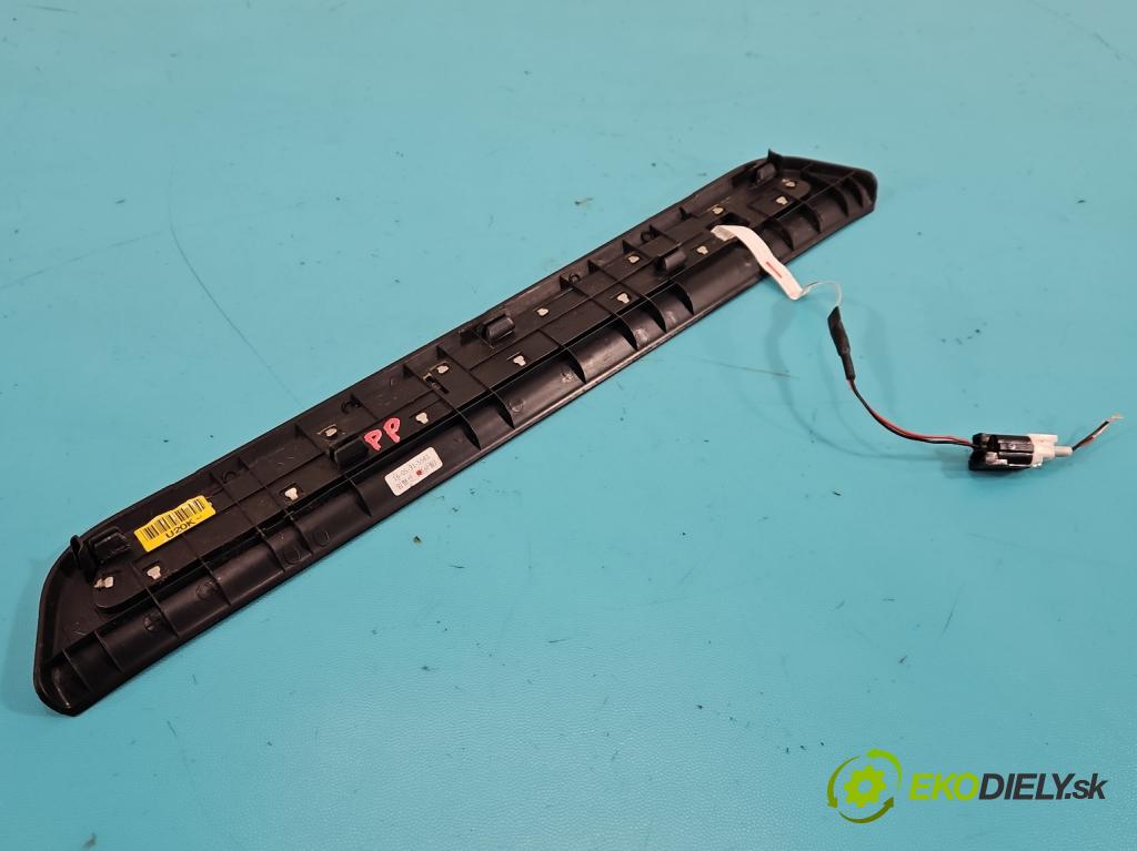 Kia Sorento III 2014-2020 2.0 crdi 185 HP automatic 136 kW 1999 cm3 5- lišta práh: pravé 85883-C5200 (Lišta prahová)