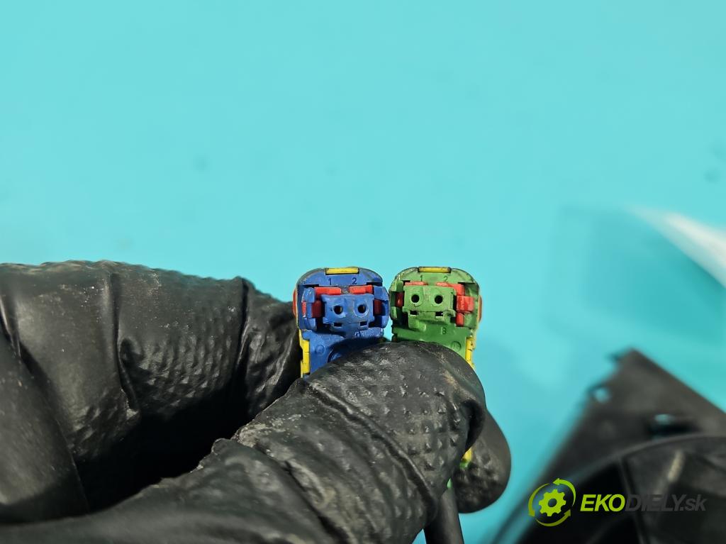 Renault Scenic III 2009-2016 1.5 dci 106 hp manual 78 kW 1461 cm3 5- Páska: airbag  (Airbag)