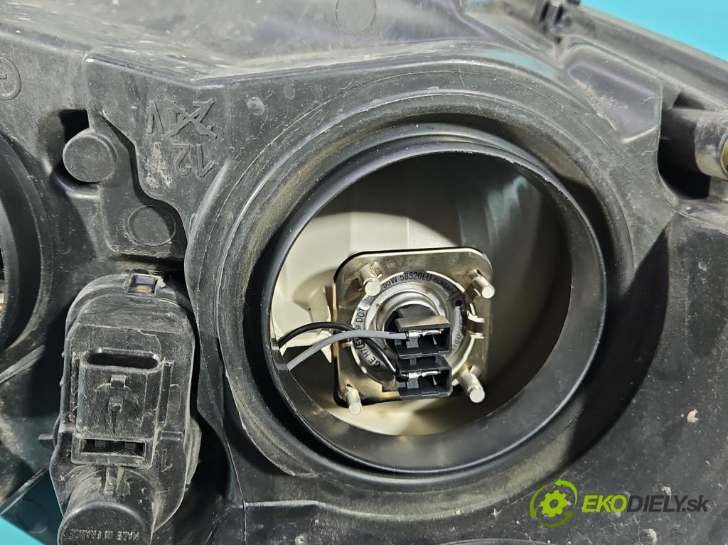 Renault Scenic III 2009-2016 1.5 dci 106 HP manual 78 kW 1461 cm3 5- Reflektor: ľavý 260600023R (Kľučka dverí ostatné)
