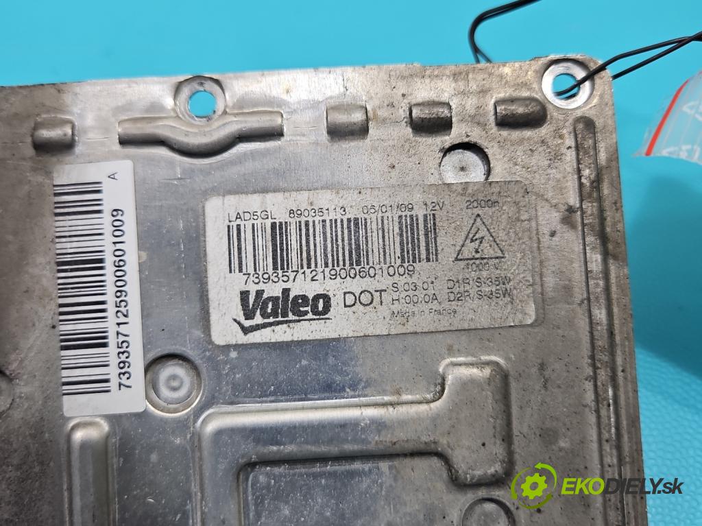 Audi A4 B6 2000-2004 1.9 tdi 101 HP manual 74 kW 1896 cm3 4- střídač: xenon 89035113 (Riadiaca jednotka xenónu)