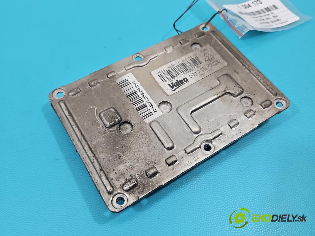 Audi A4 B6 2000-2004 1.9 tdi 101 HP manual 74 kW 1896 cm3 4- střídač: xenon 89035113 (Riadiaca jednotka xenónu)