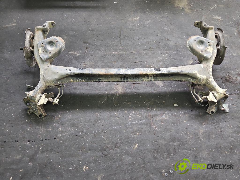 Renault Megane III 2008-2016 1.5 dci 110 hp manual 81 kW 1461 cm3 5- zadní výztuha  (Zadní výztuha)