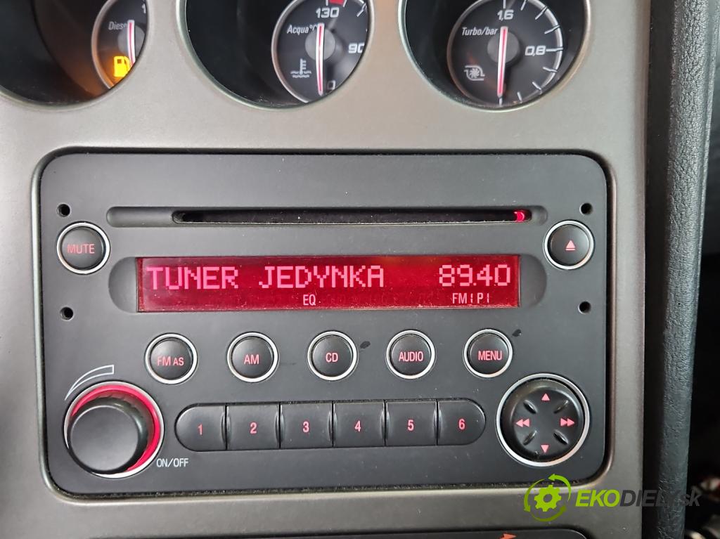 Alfa romeo 159 1.9 jtd 120 HP manual 88 kW 1910 cm3 5- Radio originál 156073093